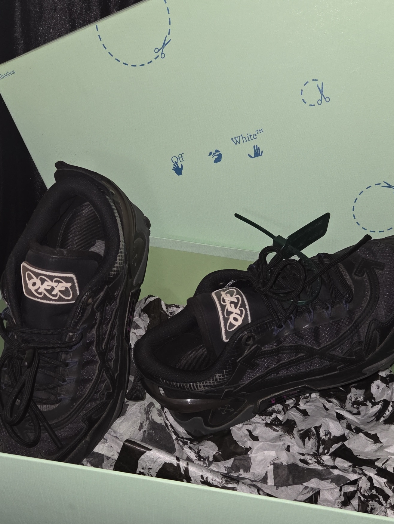 Off-White Black Men's Sneakers